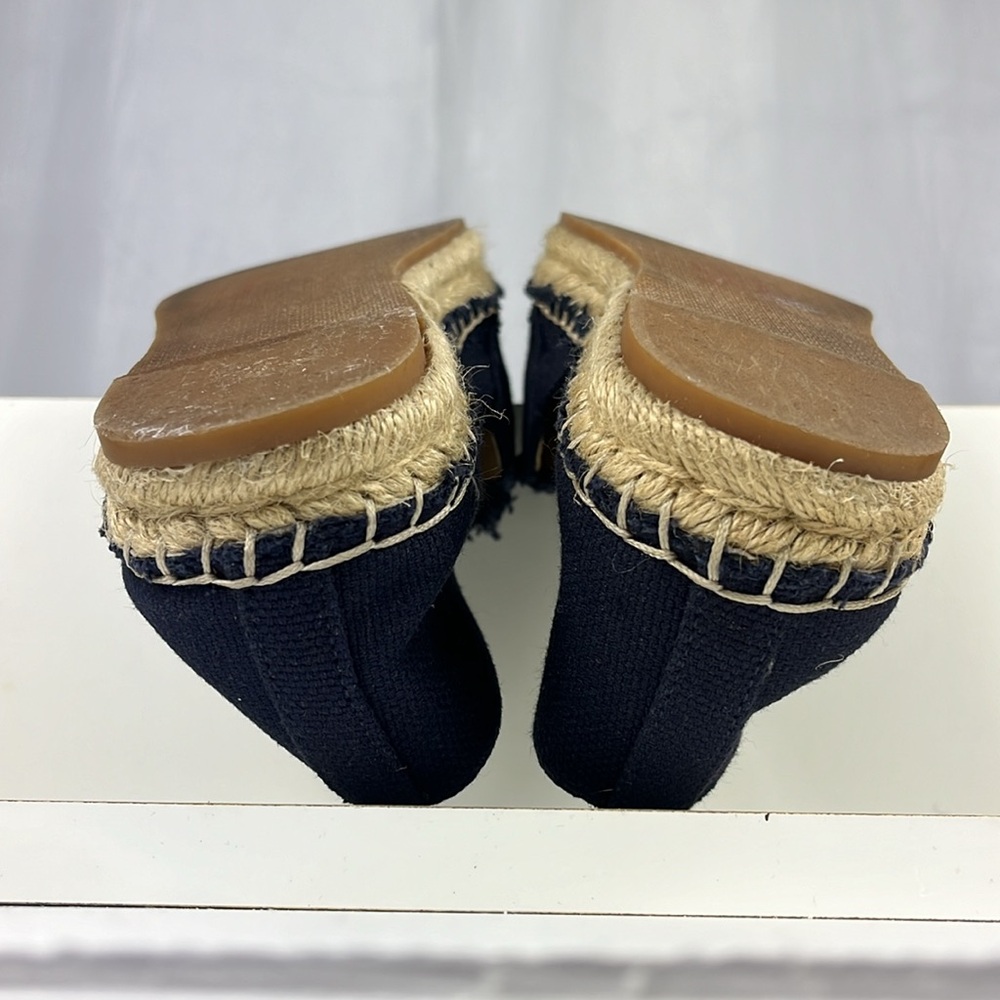 J. McLaughlin Redding Navy Canvas Espadrilles.‎ - Picture 6 of 10